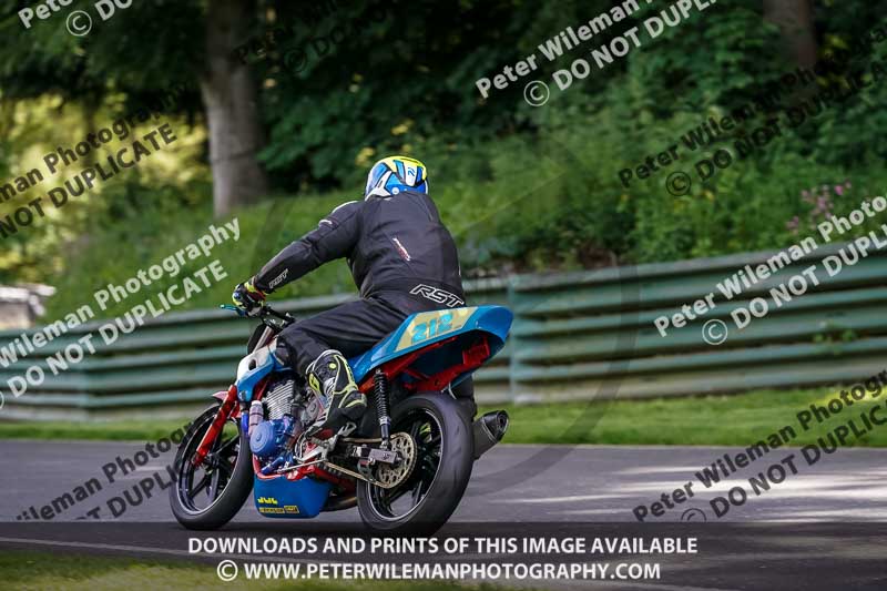 cadwell no limits trackday;cadwell park;cadwell park photographs;cadwell trackday photographs;enduro digital images;event digital images;eventdigitalimages;no limits trackdays;peter wileman photography;racing digital images;trackday digital images;trackday photos